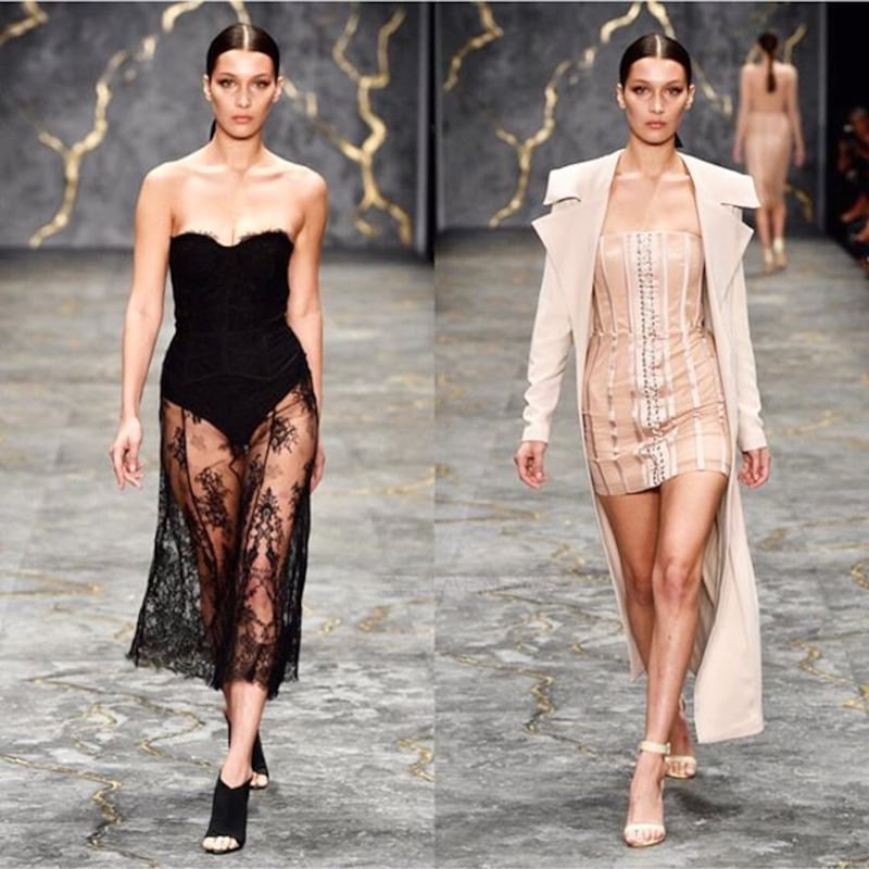 Yolanda Hadid: ecco chi è la mamma sexy della super top model Gigi 11
