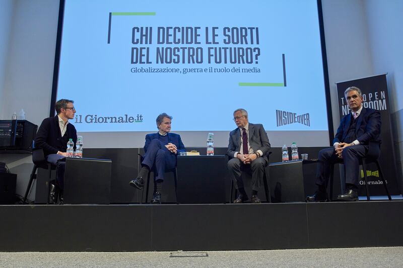 "Chi decide le sorti del nostro futuro?" -  Le foto dell'evento de IlGiornale.it e InsideOver 38
