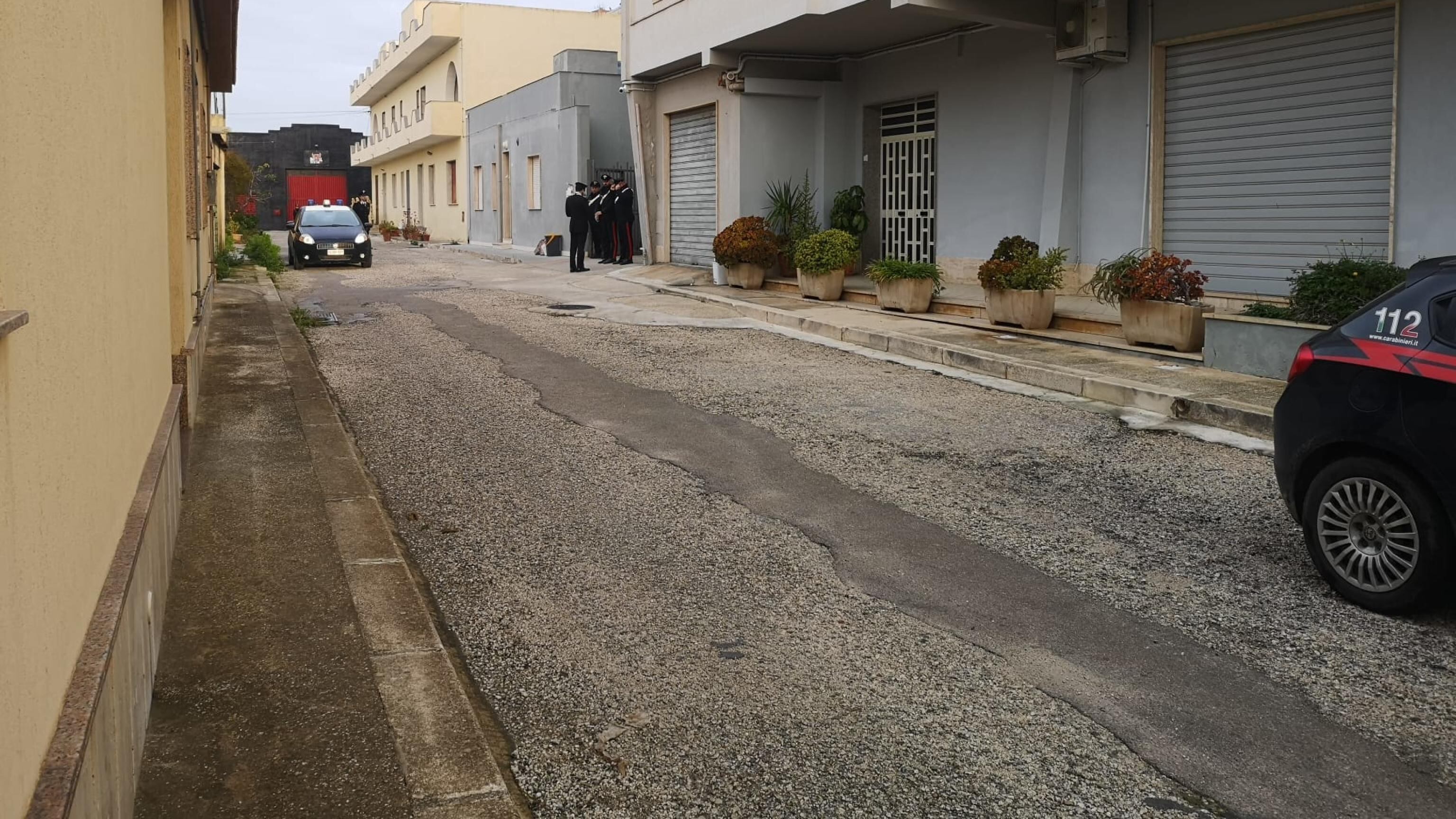 Profumi e abiti di lusso: trovata la "tana" di Messina Denaro