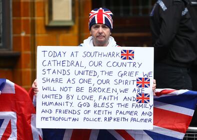 Londra, i funerali dell'agente ucciso durante l'attentato a Westminster 15