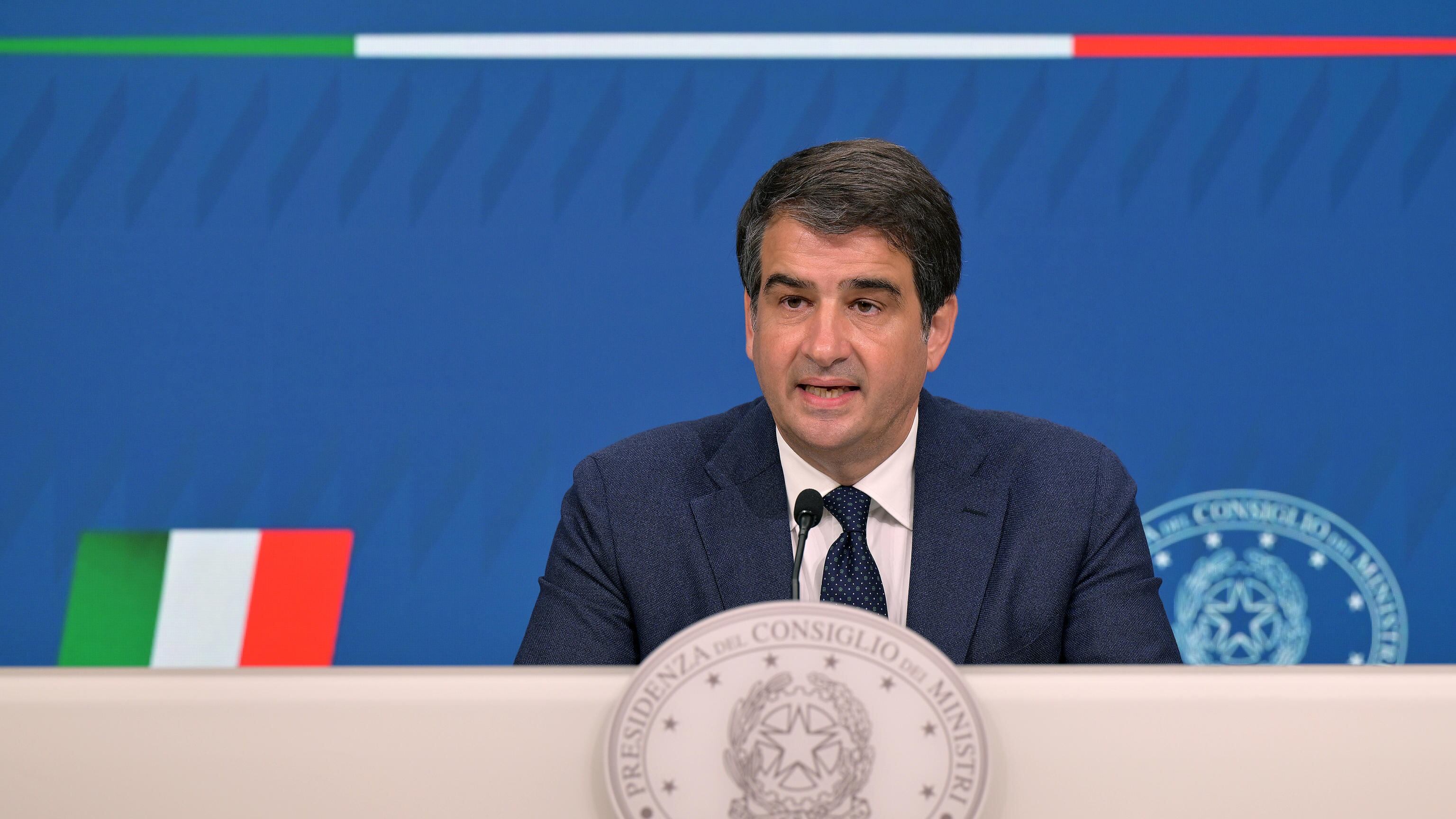 Fitto con Giorgetti. "Patto di stabilità, nuovo accordo Ue o dal 1° gennaio l'Italia è a rischio"