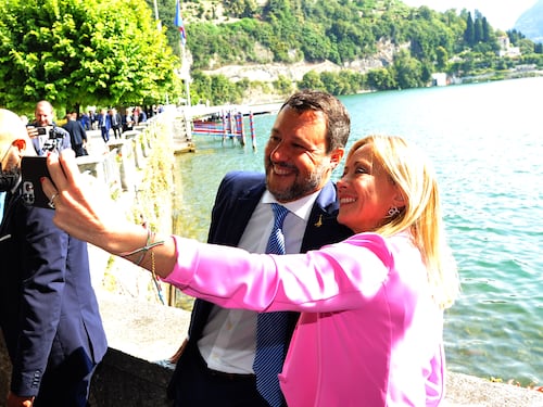 "Prove tecniche di governo": quel vertice a sorpresa tra Meloni e Salvini