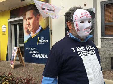 "Vota Giggino La Trippa": l'iniziativa dei Cobas contro Di Maio 12