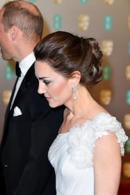 Kate Middleton in bianco ai Bafta 2019 8