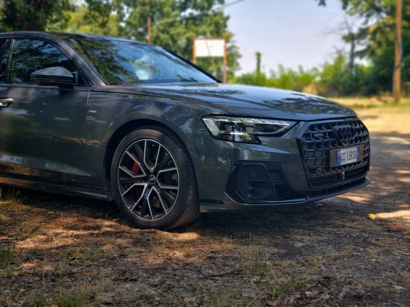 Audi A8 60 TFSI e, guarda la gallery 5