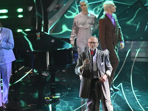 Sanremo 2024: ecco il look della quarta serata del Festival dei Bnkr44