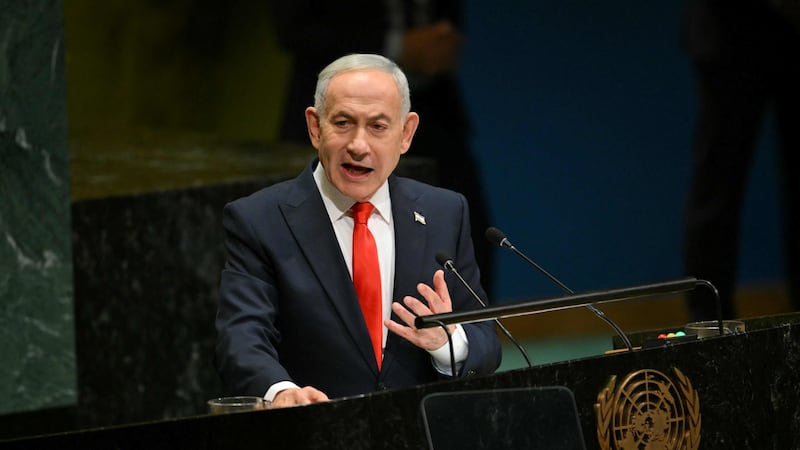 Netanyahu sfida l’Onu: delegati fuori dall’aula. “Codardi. Il 7 ottobre è 16 volte l’11 settembre”