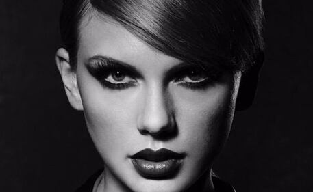 Taylor Swift con un tweet sbaraglia Apple 27