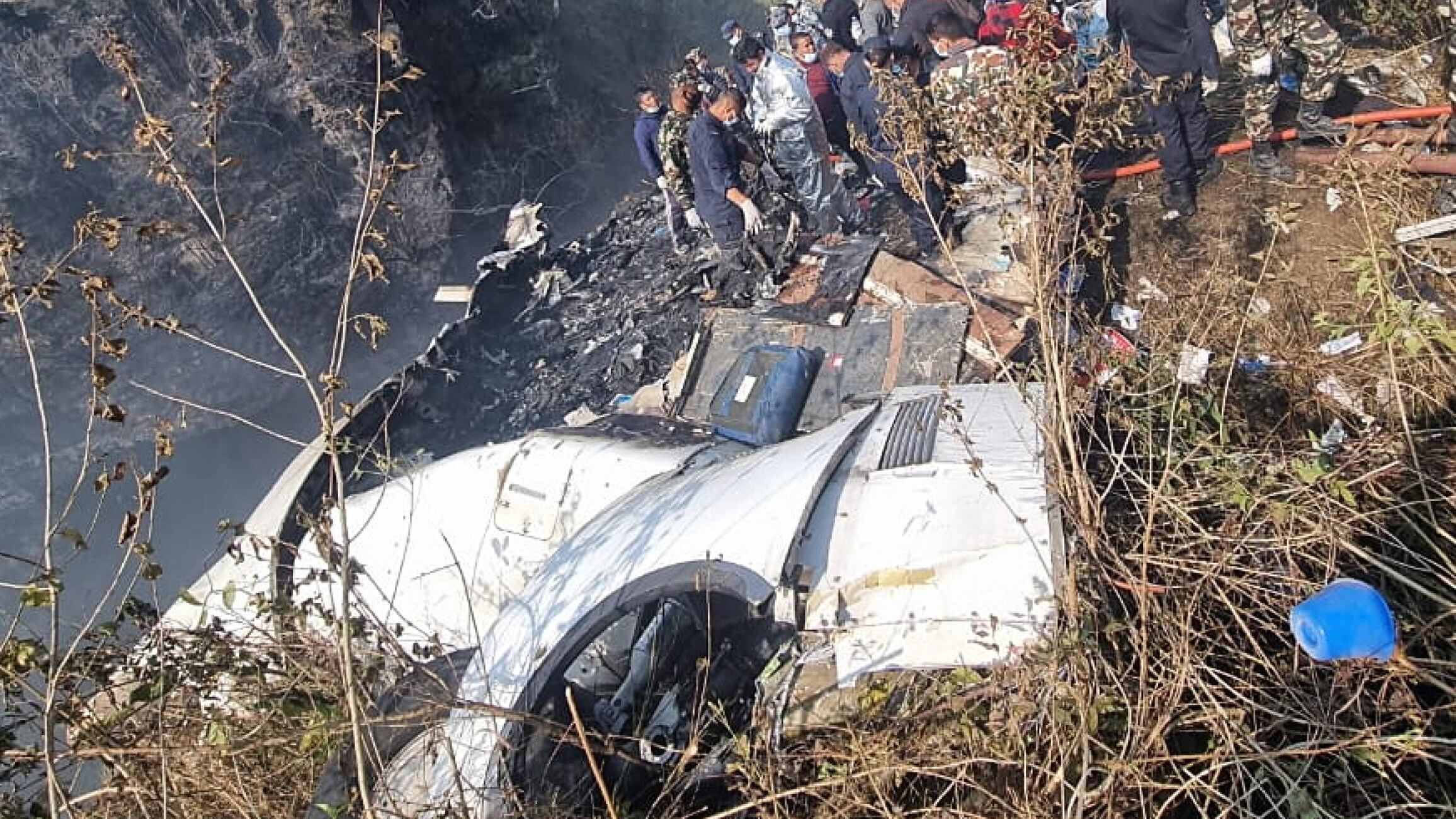 Lo schianto sulla zona abitata: il disastro aereo in Nepal