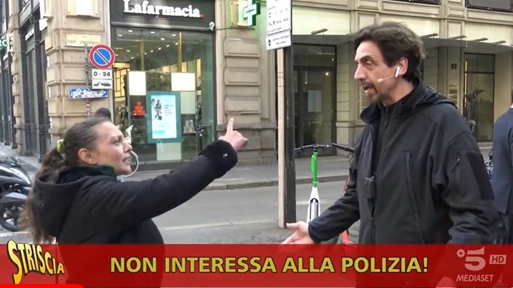 "Tu rubi", "Io lavoro". Le parole choc della borseggiatrice a Staffelli