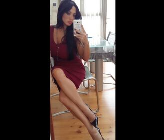 Marika Fruscio nuda e procace su Twitter 10