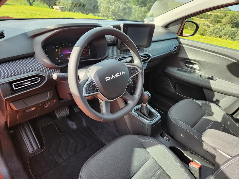 Dacia Jogger Hybrid 2