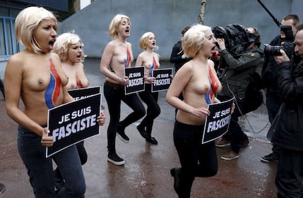 Femen nude: le foto delle proteste 9