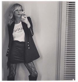 Alessia Marcuzzi favolosa con uno spacco inguinale 9
