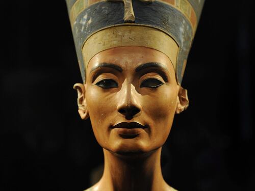 Nefertiti, la misteriosa fine della Grande Sposa Reale di Akhenaton