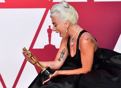  Oscar 2019, l'eleganza di Lady Gaga 5