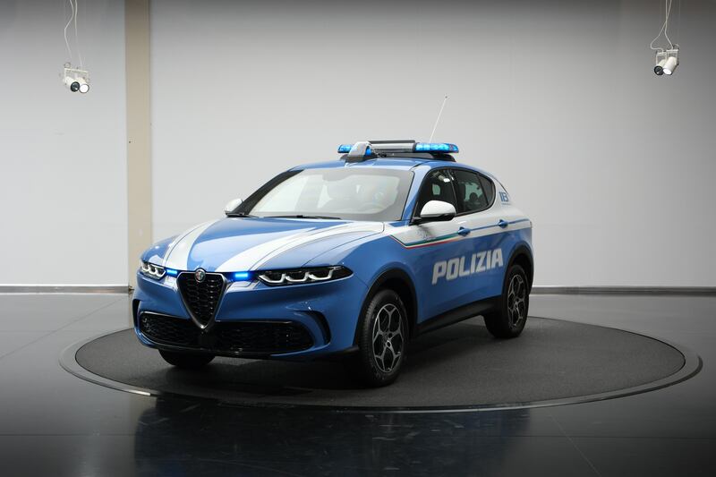 Alfa Romeo Tonale della Polizia di Stato, guarda la gallery 6