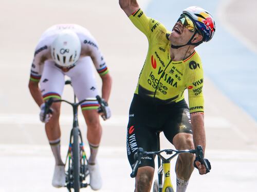 L'inferno Roubaix benedice l'eterno piazzato van Aert
