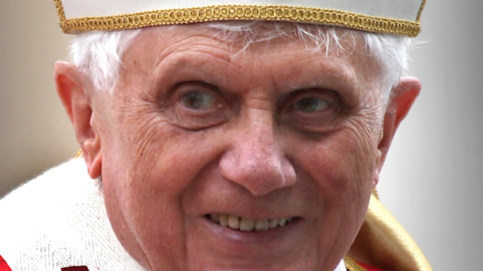 Quella "mano" che ha fermato la "vera" riforma di Ratzinger