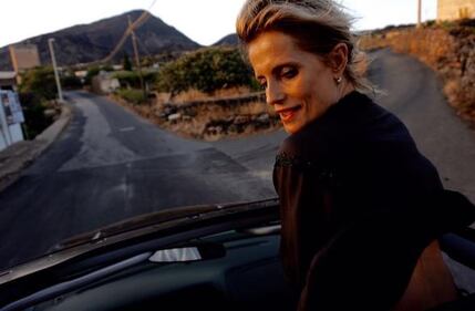 Isabella Ferrari, incidente hot al mare 8