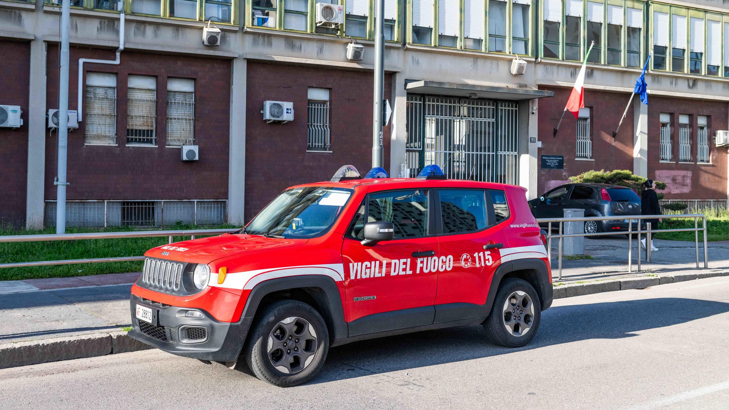 Rivolta e incendio al carcere Beccaria