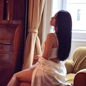 Gli scatti della sexy modella Andreea Sasu 11