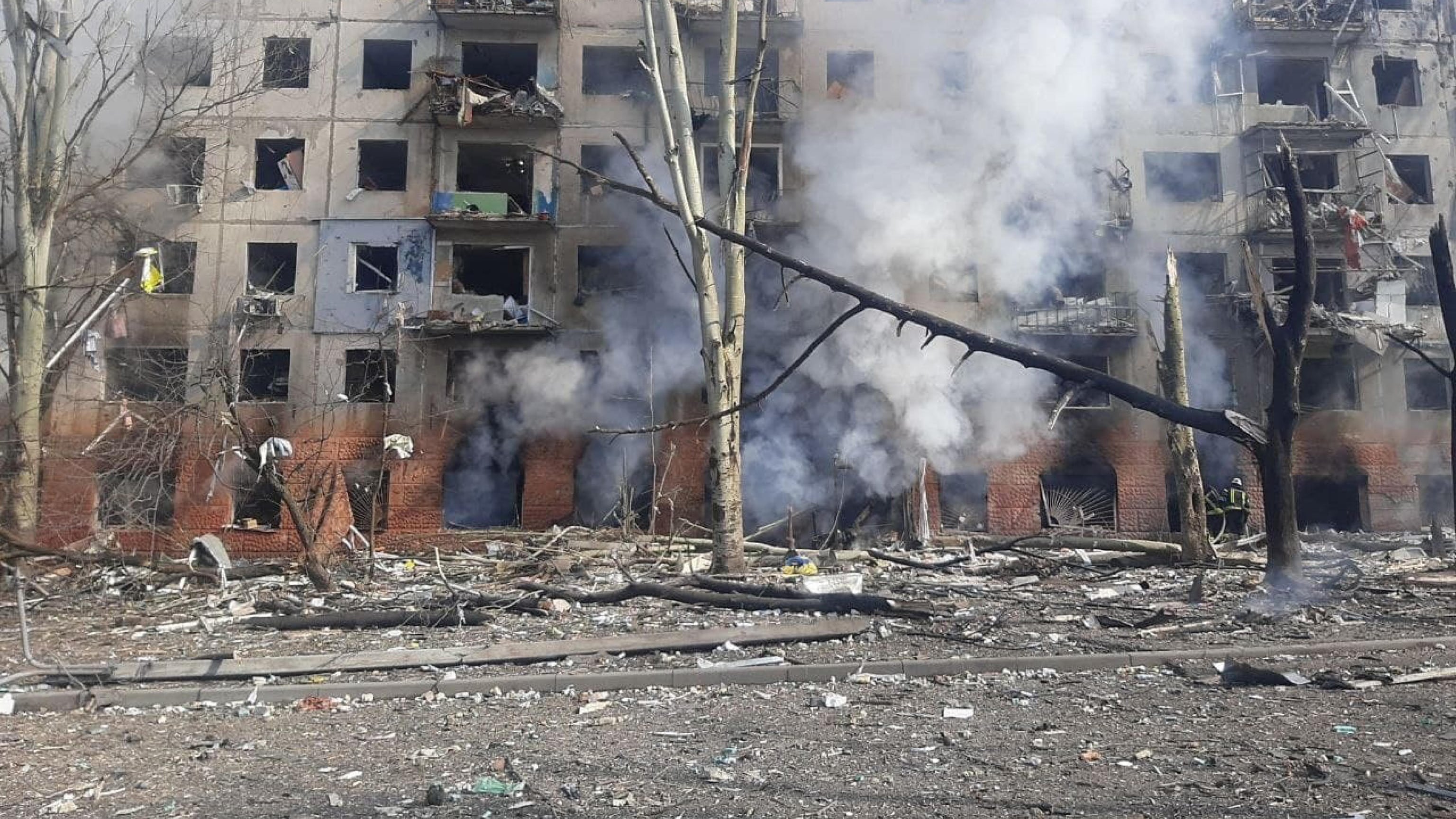 "Bombardamenti indiscriminati". Il piano delle forze russe