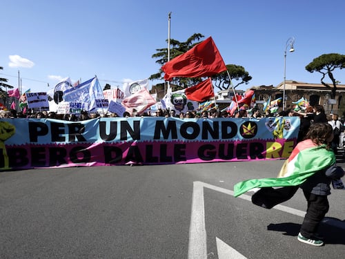Com'è lontano il '68. Tra slogan e conformismo ormai la fantasia non è più al potere