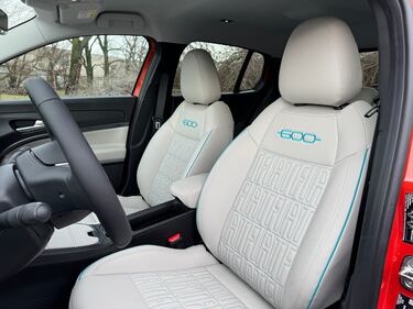 Fiat 600e: guarda la gallery del crossover elettrico 19