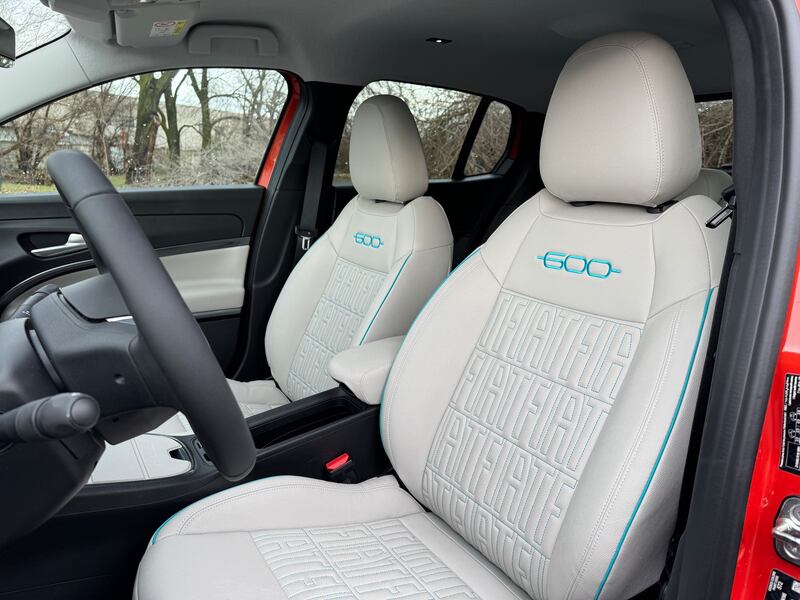 Fiat 600e: guarda la gallery del crossover elettrico 19