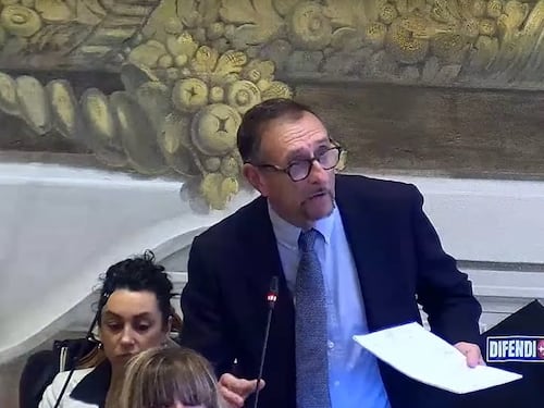 "Che Guevara guerrafondaio e stupratore". Bufera sul consigliere di FdI a Pisa