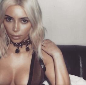 Emily Ratajkowski e Kim Kardashian in topless 16