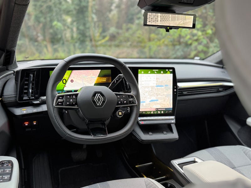 Renault Scenic E-Tech: guarda la gallery del crossover elettrico per viaggiare 11