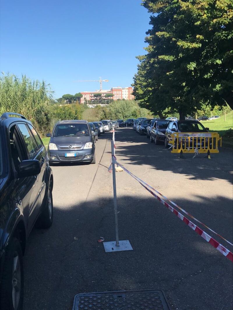 Ore di fila al Drive-in Covid di Santa Maria Della Pietà 7