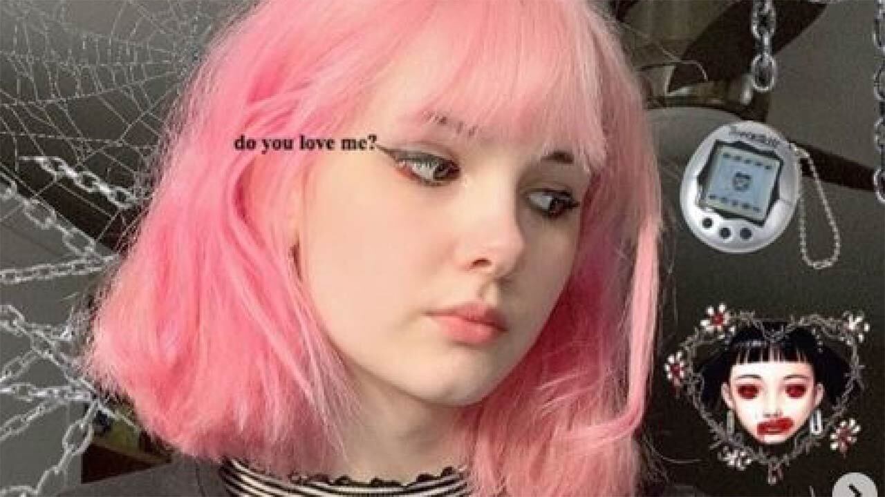 Stati Uniti, influencer sgozzata dal fidanzato che pubblica le foto
