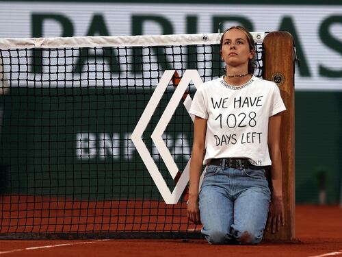 Interruzione "ecologista": cosa è successo al Roland Garros