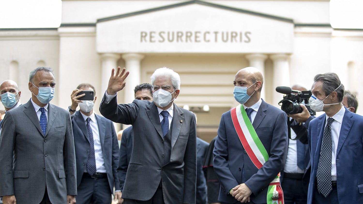 Mattarella riapre l'Italia. "Ripartiamo da Codogno"