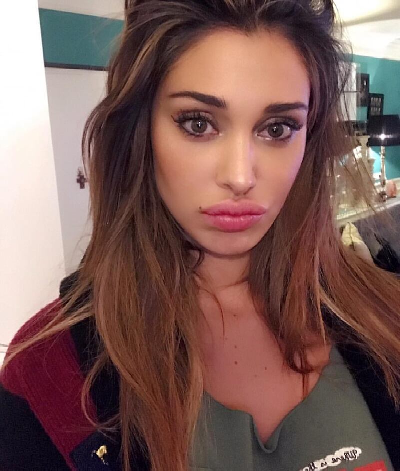 Belen Rodriguez sexy sui social network 9