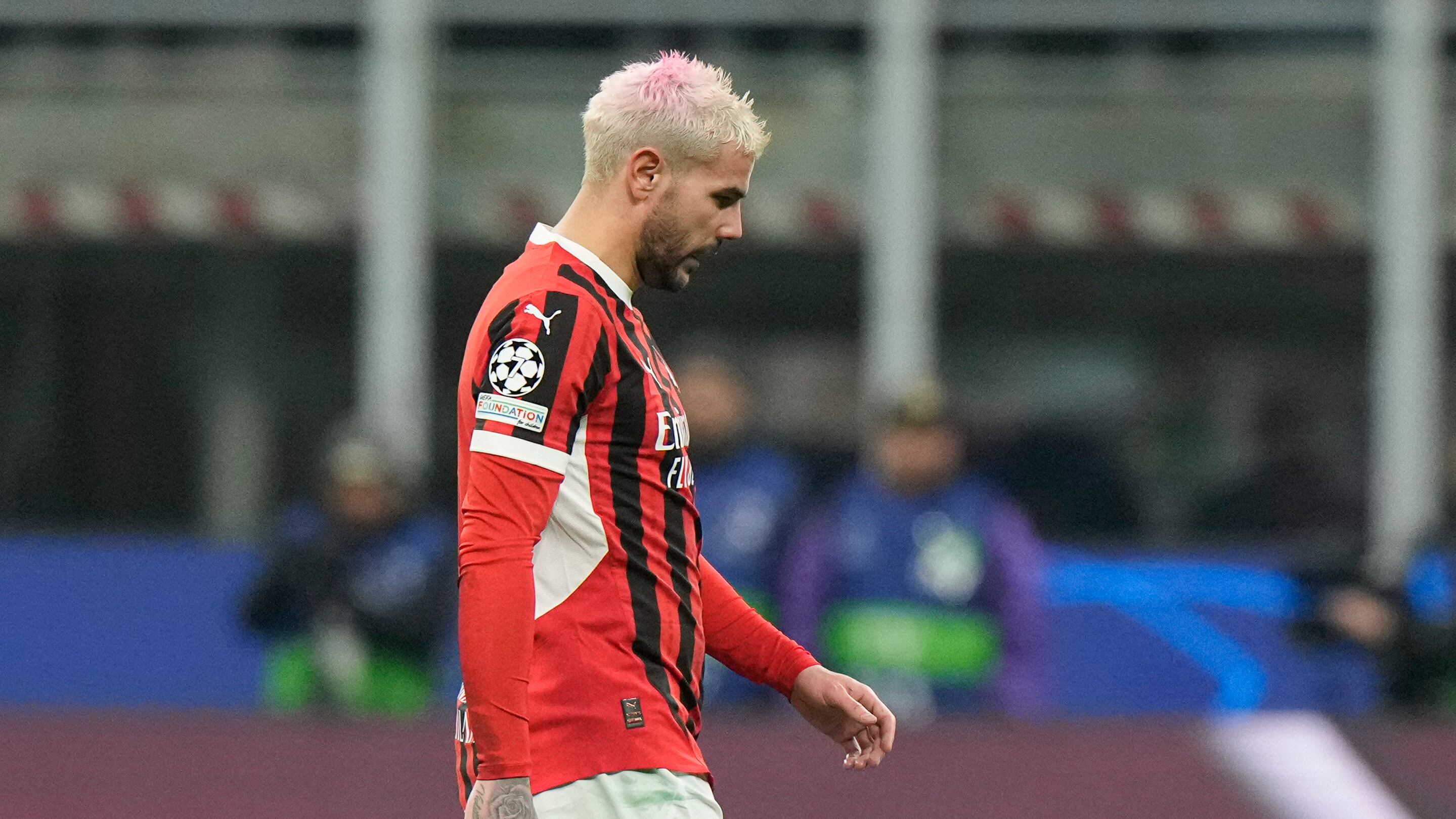 Theo buttafuori del Milan