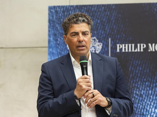 Philip Morris, Bonds by Iqos parte dall'Italia. Frega: "Le bionde presto oggetti da museo"