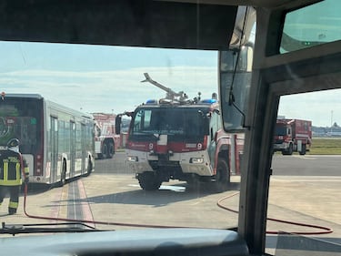 "Fumo nella stiva". Atterraggio di emergenza a Napoli 2