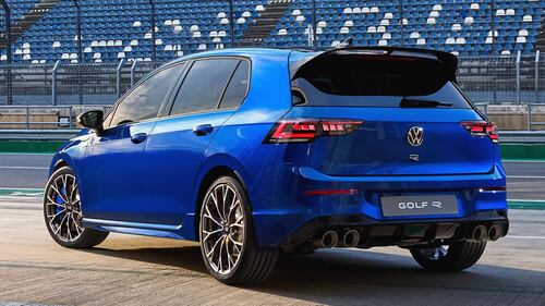 Volkswagen Golf R 2024, guarda tutte le foto 4