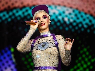 Katy Perry, i look più sexy 15