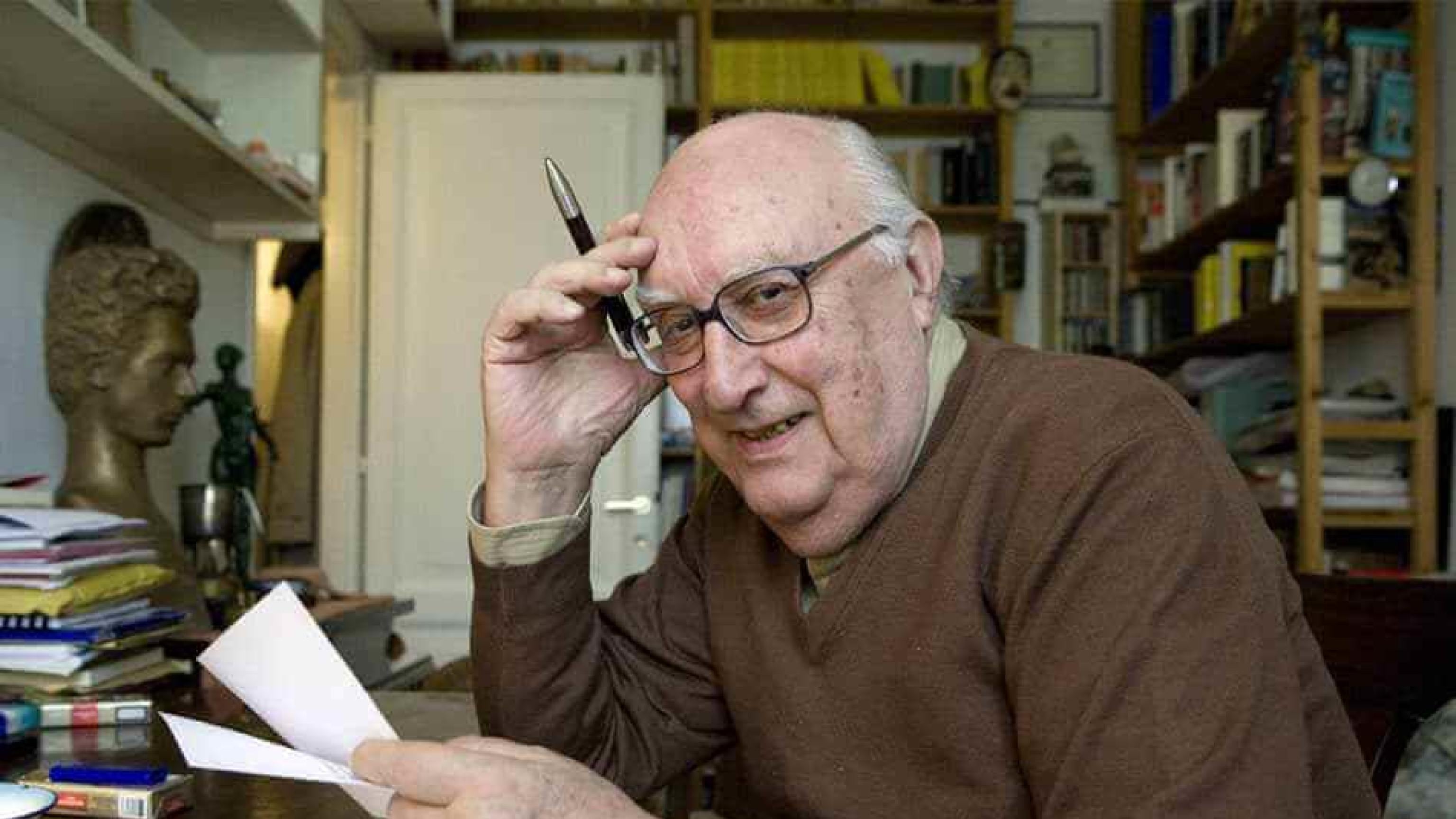 Tra Camilleri e Parmitano. Libri in corte a Garbagnate