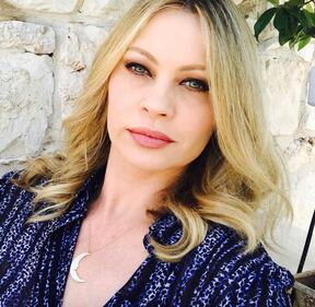 Anna Falchi hot, topless su Instagram 17