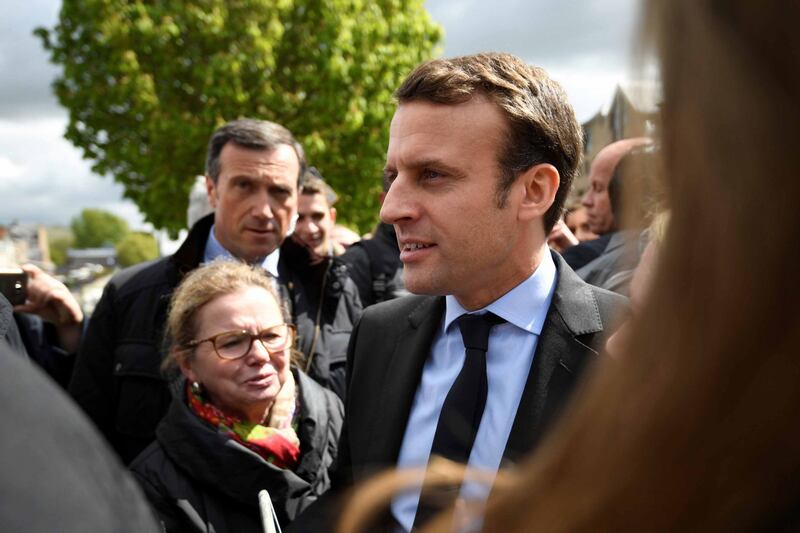Macron contestato dagli operai Whirlpool 8