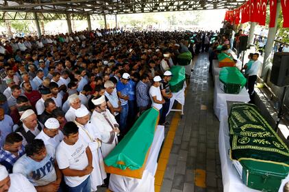 Gaziantep piange le vittime del terrorismo 11