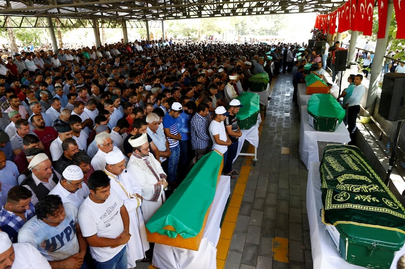 Gaziantep piange le vittime del terrorismo 11