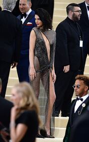 Le trasparenze di Kendall Jenner a New York 10