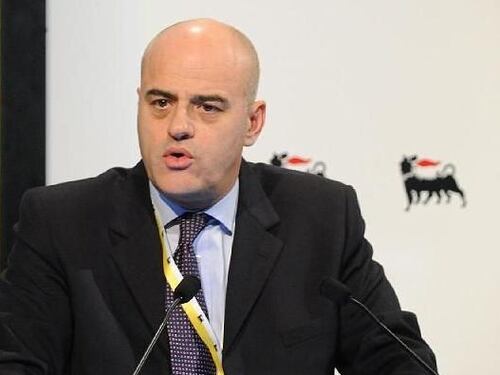 Descalzi riconfermato: "Eni è la mia casa"